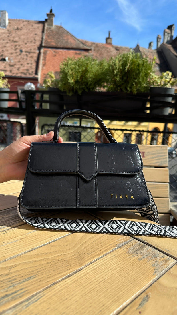 Geanta neagra Tori