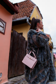 Geanta roz croco Amira