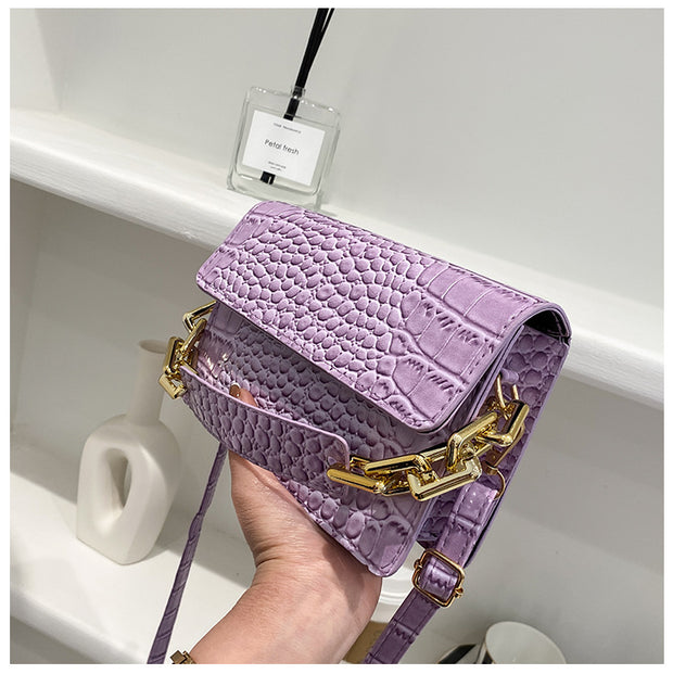 Geanta mov imprimeu crocodil Livia - TIARA CONCEPT STORE