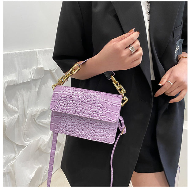 Geanta mov imprimeu crocodil Livia - TIARA CONCEPT STORE