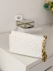 Geanta alba matlasata Zenaida - TIARA CONCEPT STORE