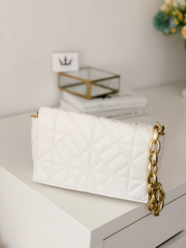 Geanta alba matlasata Zenaida - TIARA CONCEPT STORE