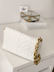 Geanta alba matlasata Zenaida - TIARA CONCEPT STORE